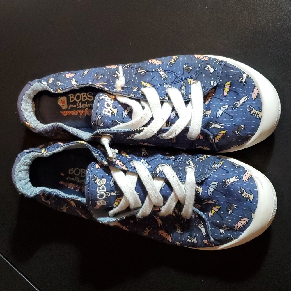 Raining dogs Bobs lace up shoes